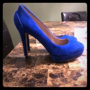 Vince Camuto Blue Suede heels with studs